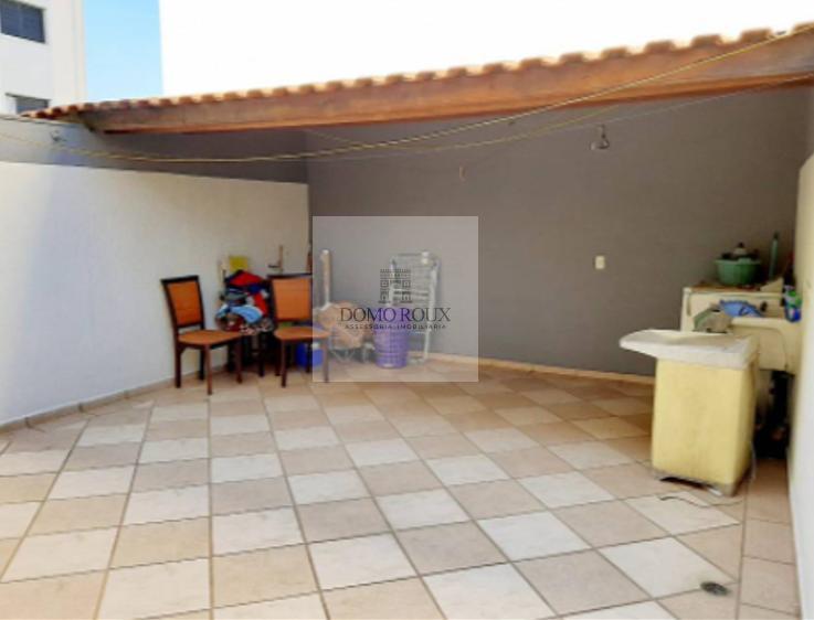 Sobrado à venda com 3 quartos, 320m² - Foto 10