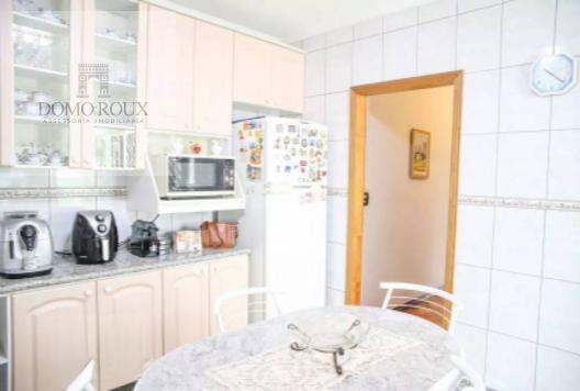 Casa à venda com 3 quartos, 250m² - Foto 28