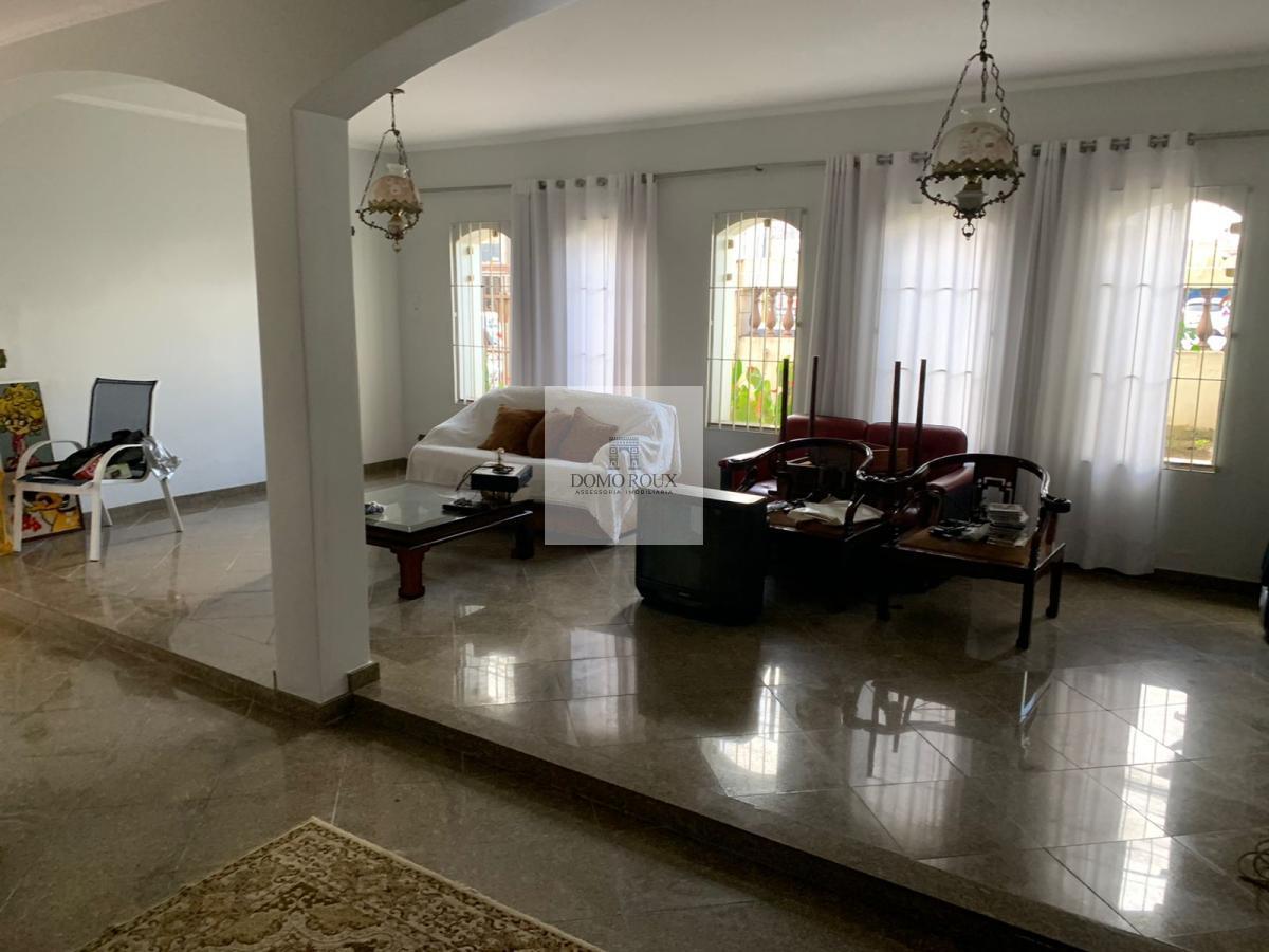 Sobrado à venda com 4 quartos, 276m² - Foto 2