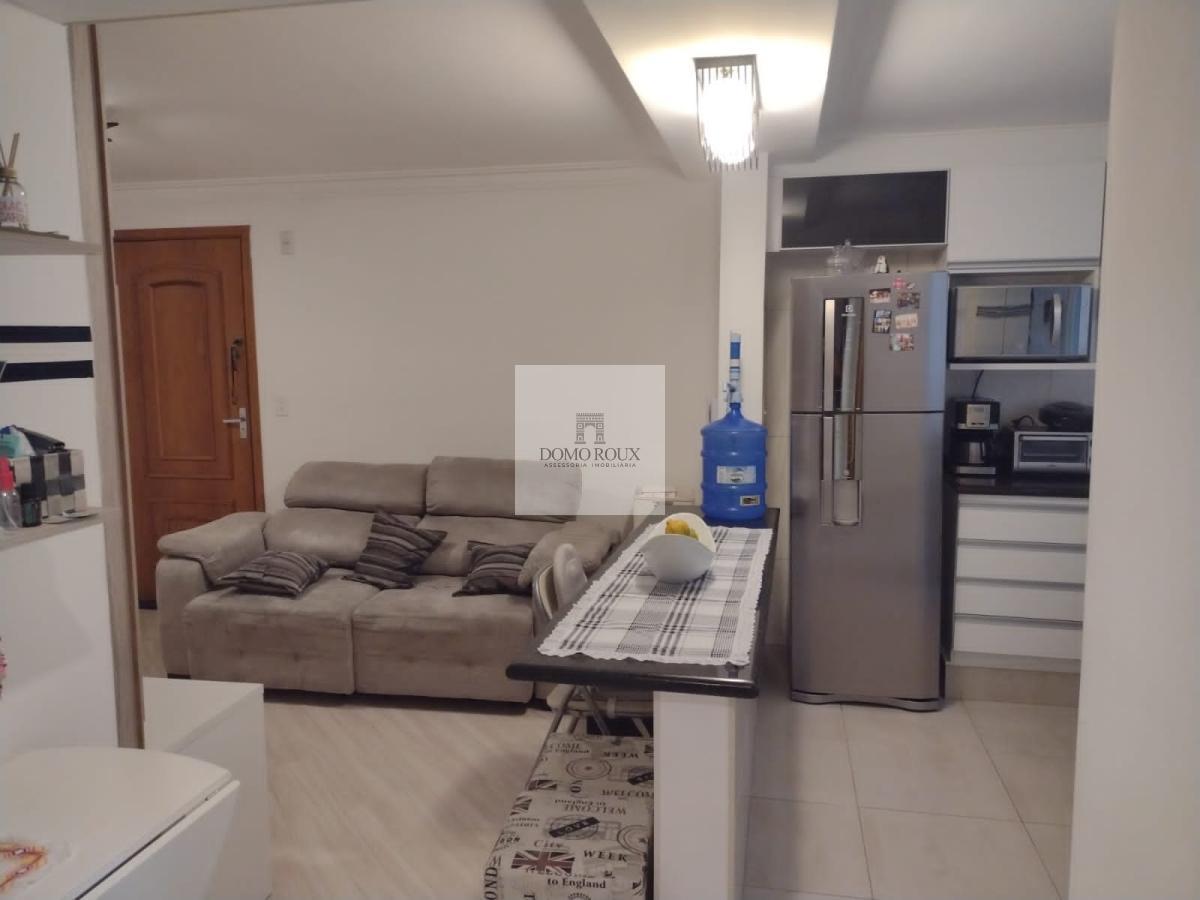 Apartamento à venda com 2 quartos, 60m² - Foto 5