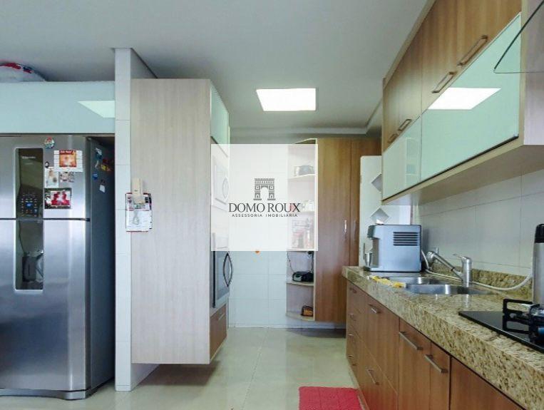 Apartamento à venda com 3 quartos, 139m² - Foto 20