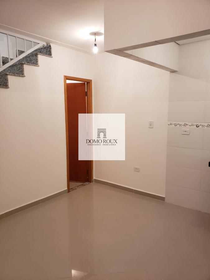 Sobrado à venda com 2 quartos, 120m² - Foto 3