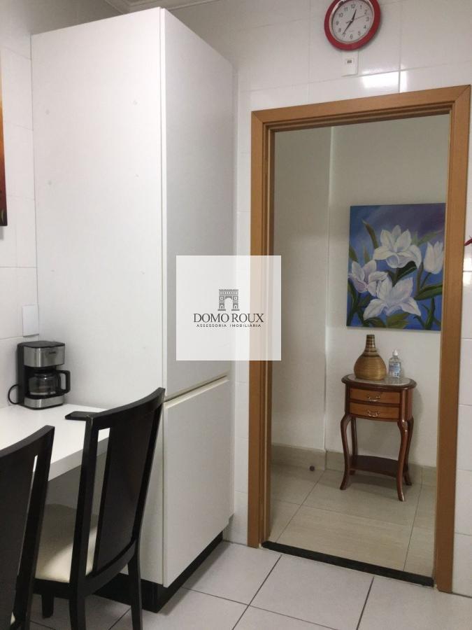 Apartamento à venda com 3 quartos, 84m² - Foto 15