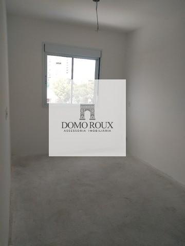 Apartamento à venda com 2 quartos, 55m² - Foto 15