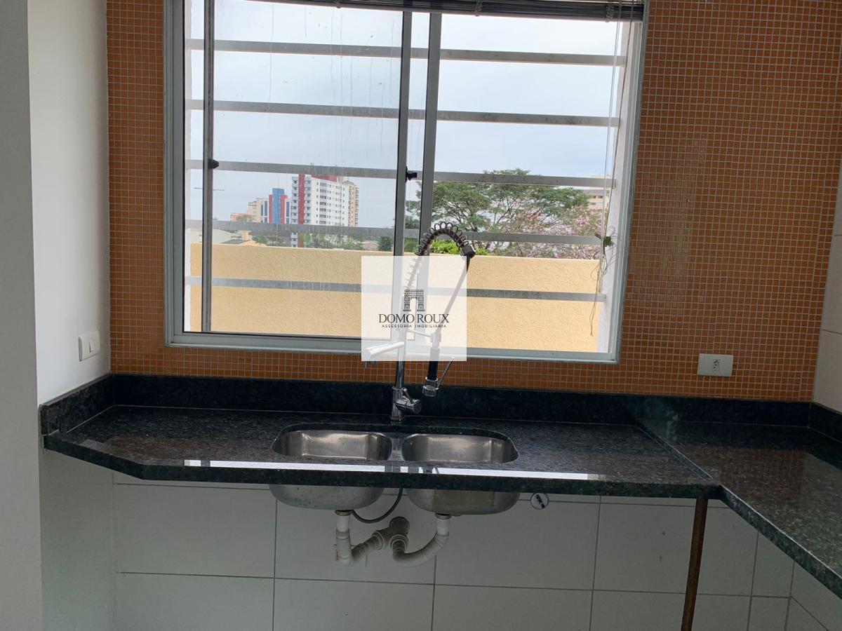 Sobrado à venda com 3 quartos, 242m² - Foto 13