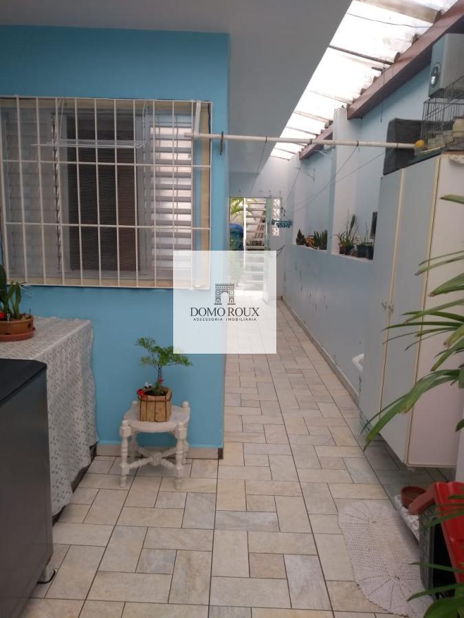 Casa à venda com 2 quartos, 209m² - Foto 23