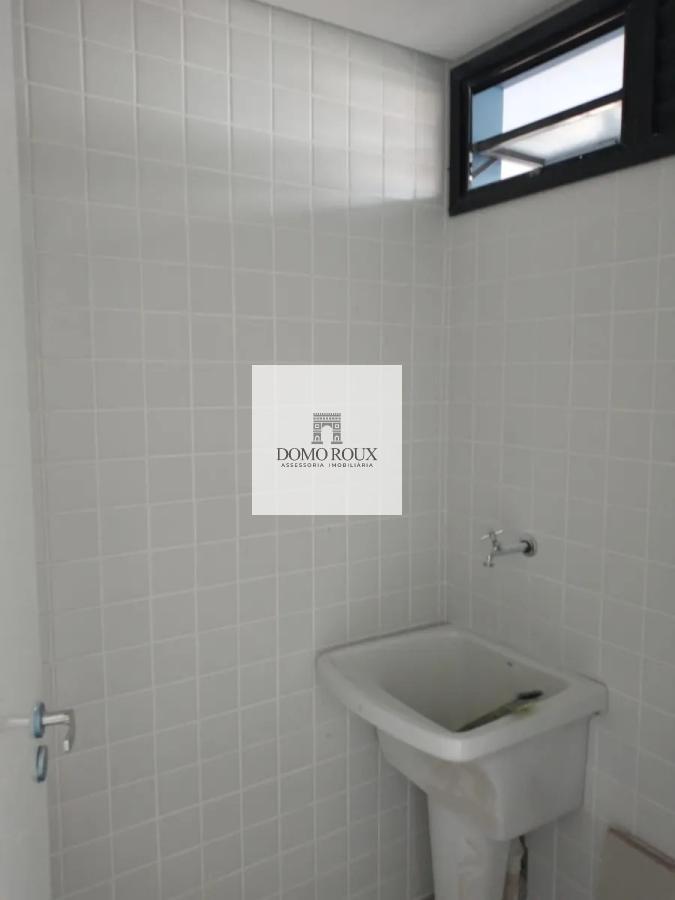 Apartamento à venda com 2 quartos, 40m² - Foto 10