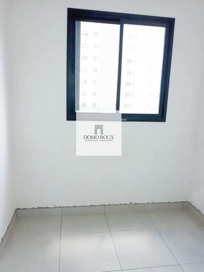 Apartamento à venda com 2 quartos, 40m² - Foto 9