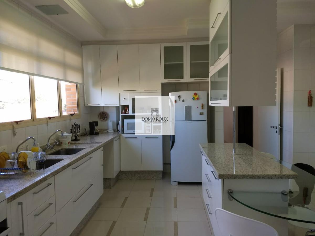 Apartamento à venda com 3 quartos, 300m² - Foto 10