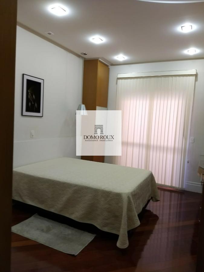 Apartamento à venda com 3 quartos, 300m² - Foto 18