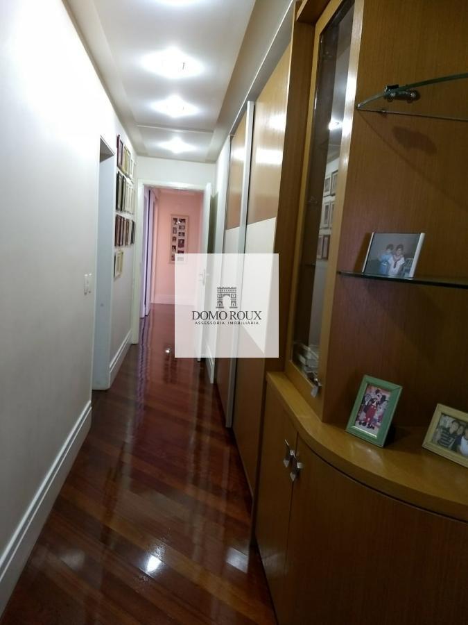 Apartamento à venda com 3 quartos, 300m² - Foto 26