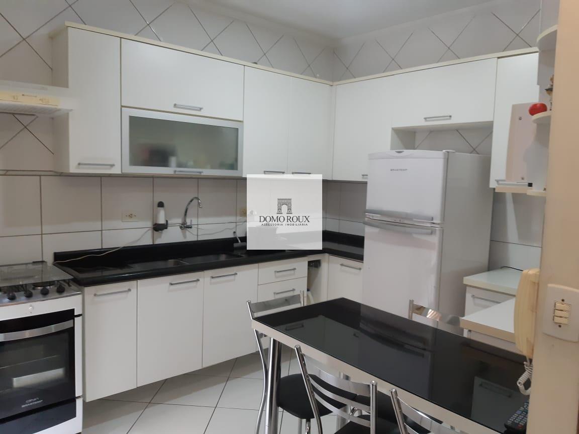 Apartamento à venda com 2 quartos, 68m² - Foto 4