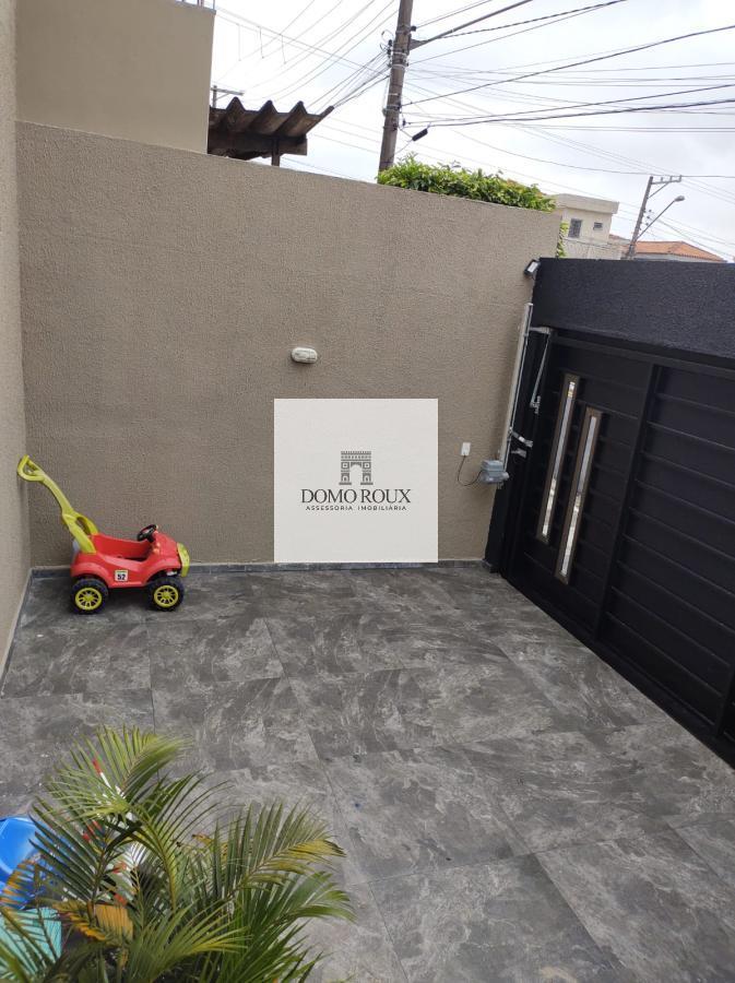 Sobrado à venda com 2 quartos, 140m² - Foto 4