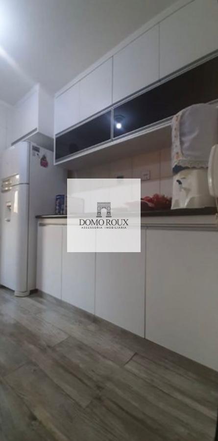 Apartamento à venda com 3 quartos, 92m² - Foto 4