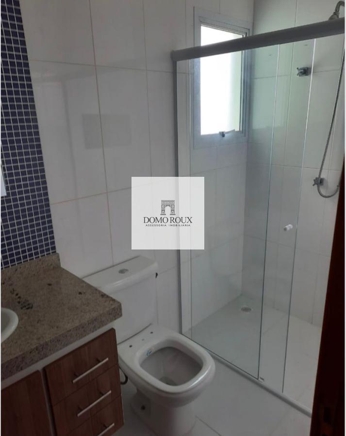 Sobrado à venda com 3 quartos, 240m² - Foto 25