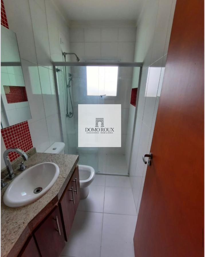 Sobrado à venda com 3 quartos, 240m² - Foto 27