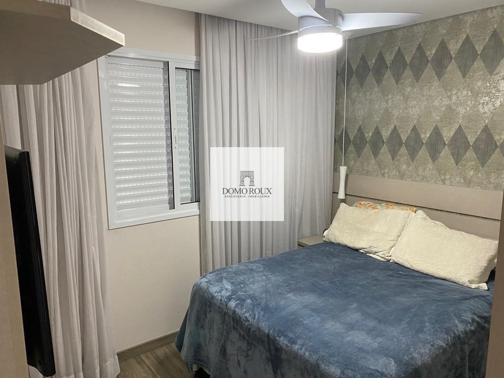 Apartamento à venda com 2 quartos, 70m² - Foto 8