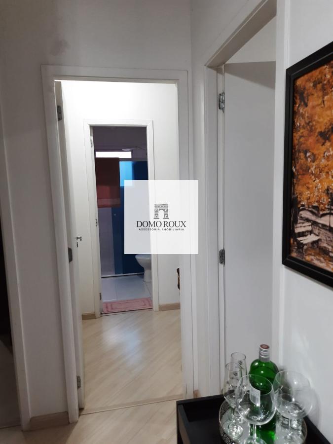 Apartamento à venda com 2 quartos, 70m² - Foto 7