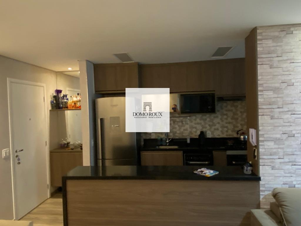 Apartamento à venda com 2 quartos, 70m² - Foto 5