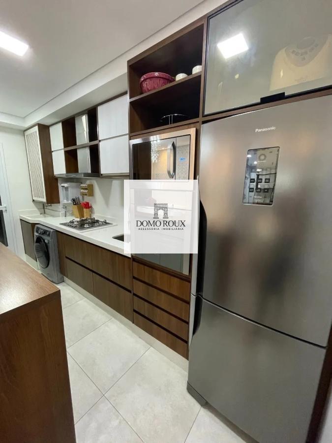 Apartamento à venda com 2 quartos, 77m² - Foto 9