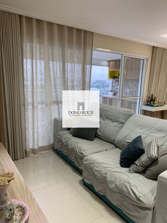 Apartamento à venda com 3 quartos, 107m² - Foto 2