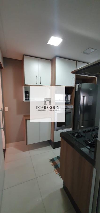 Apartamento à venda com 3 quartos, 107m² - Foto 17