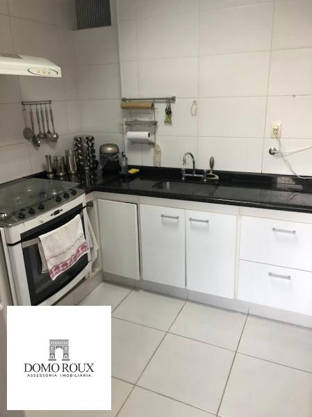 Apartamento à venda com 4 quartos, 232m² - Foto 11