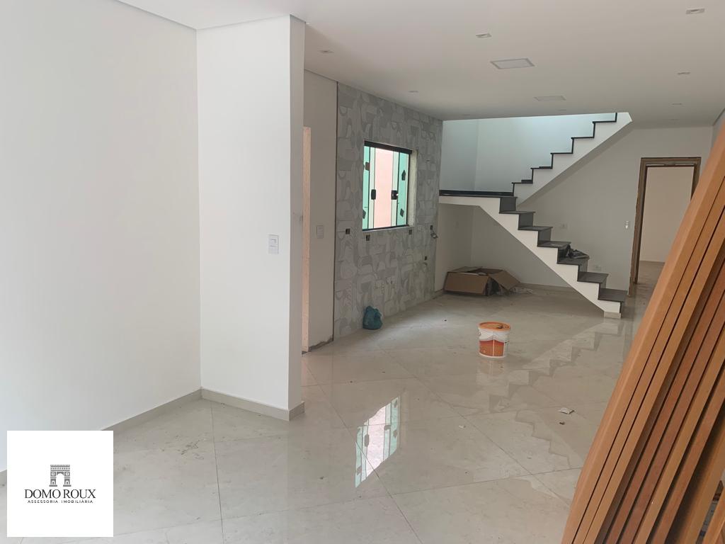 Sobrado à venda com 3 quartos, 180m² - Foto 3