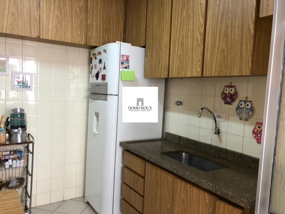 Apartamento à venda com 2 quartos, 65m² - Foto 13