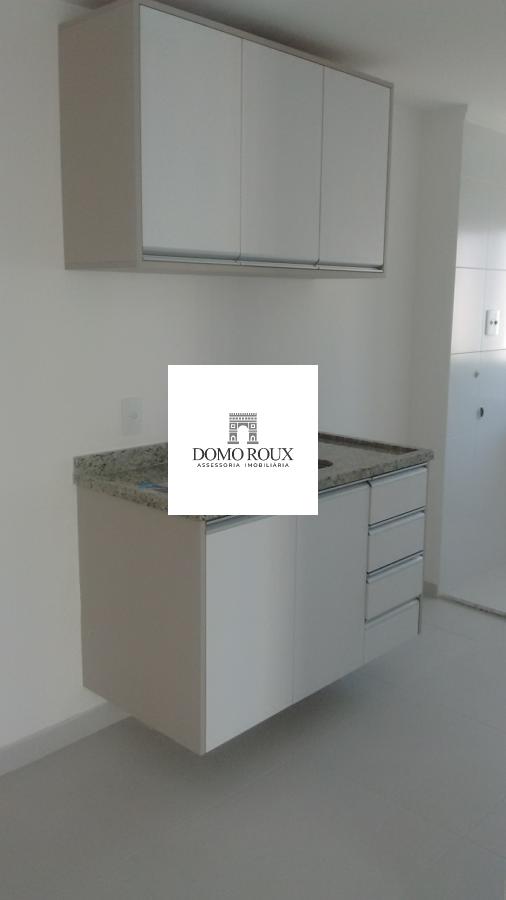 Apartamento à venda com 1 quarto, 42m² - Foto 1