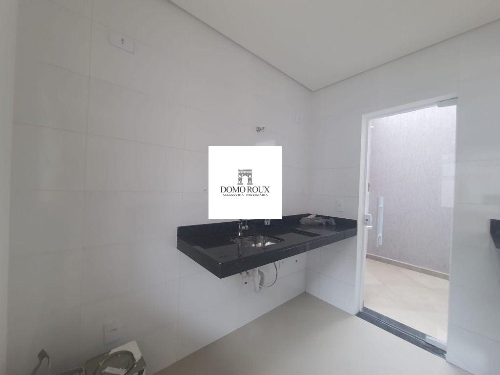 Sobrado à venda com 2 quartos, 73m² - Foto 4