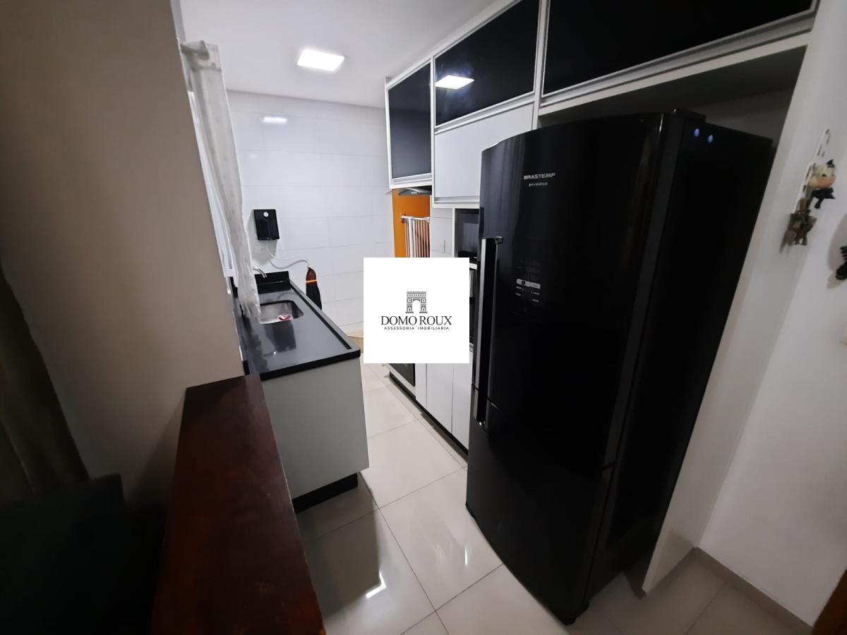 Cobertura à venda com 2 quartos, 100m² - Foto 4